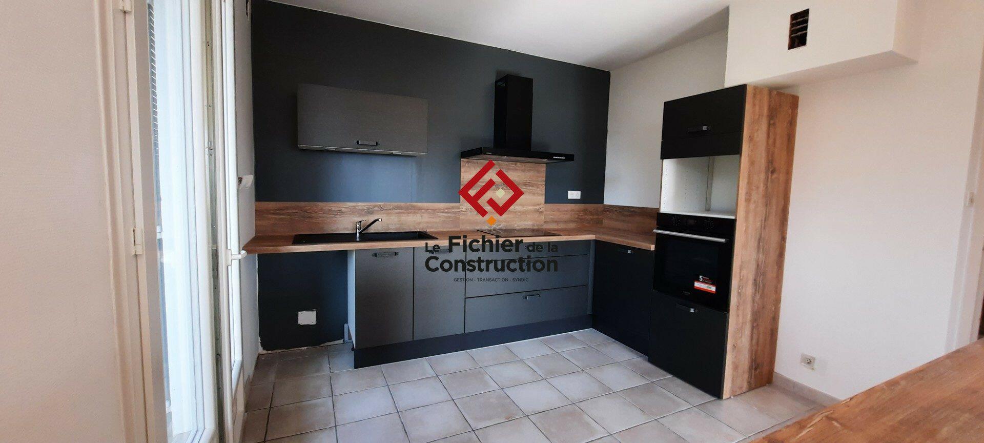 Maison à louer, 112m², Saint-Ismier