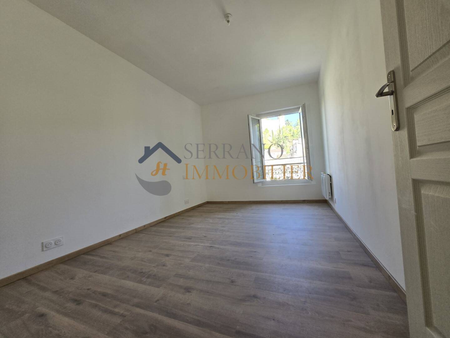 Appartement à louer, 130m², Châteaurenard