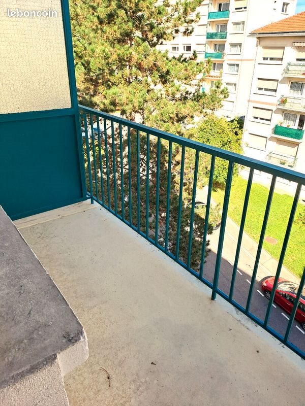 Appartement à louer, 113m², Saint-Max