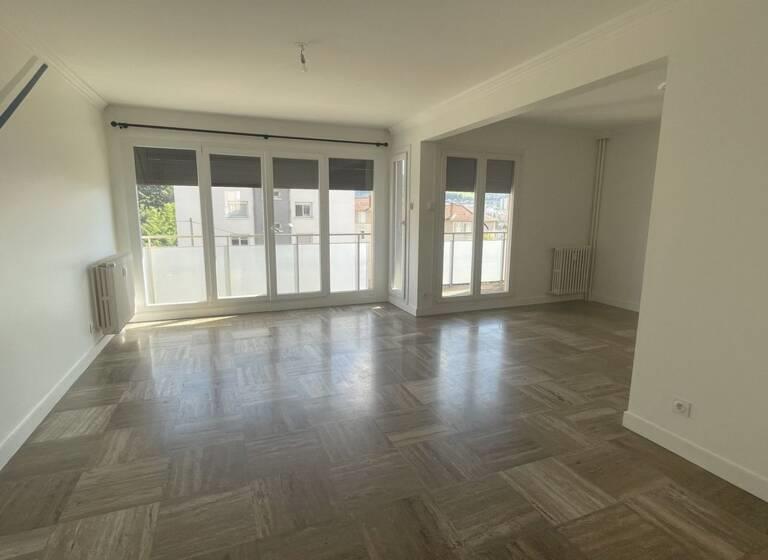 Appartement à louer, 76m², Saint-Etienne