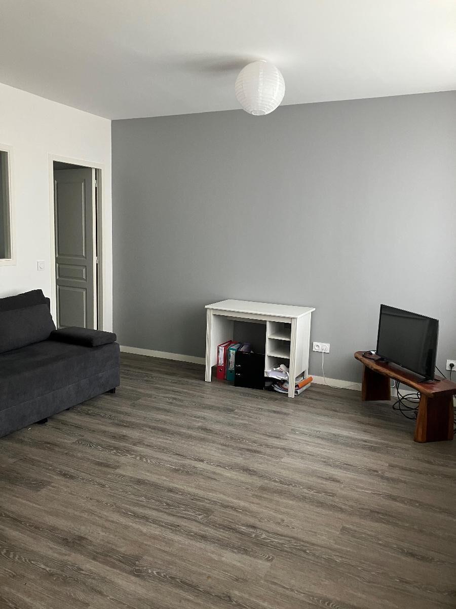 Appartement à louer, 32m², Saint-Etienne