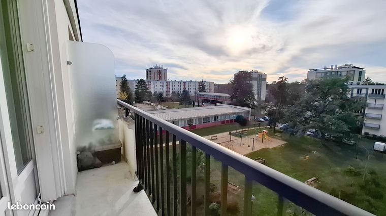 Appartement à louer, 73m², Tours