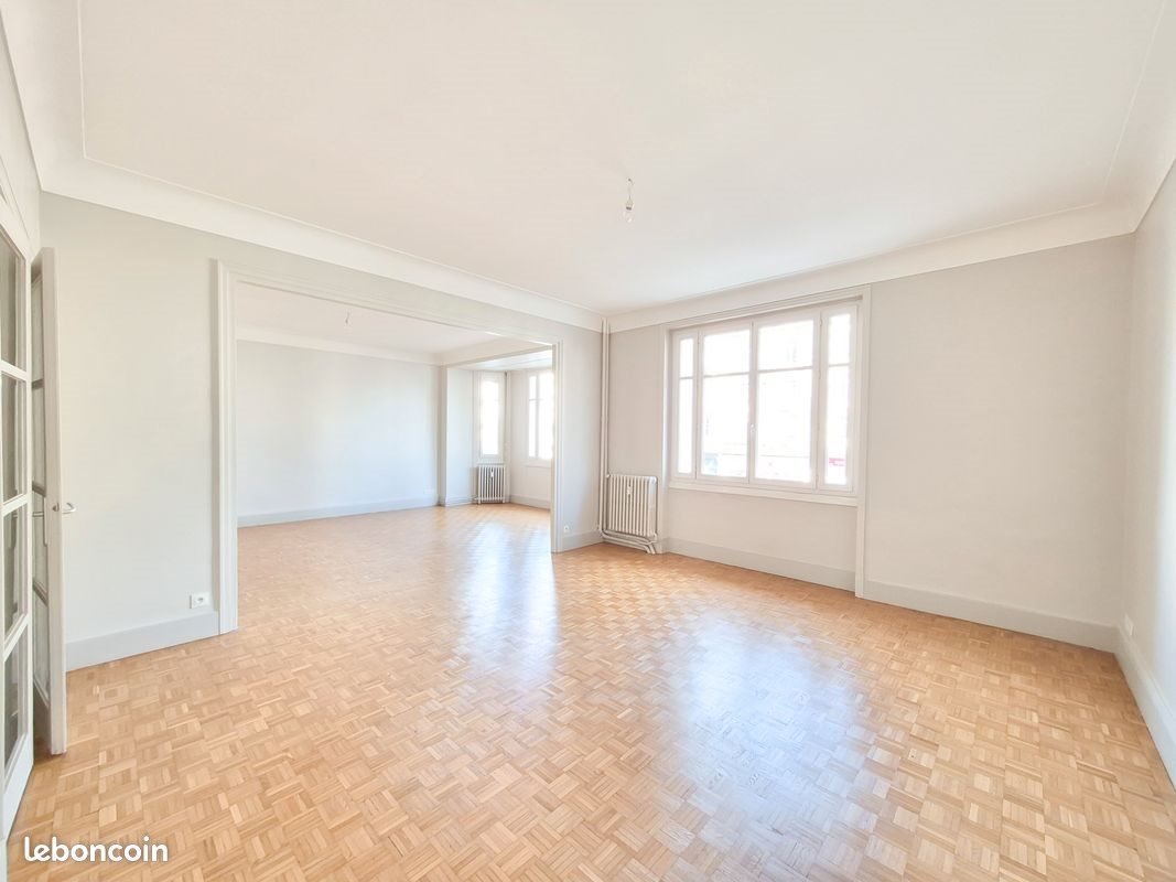 Appartement à louer, 168m², Tours