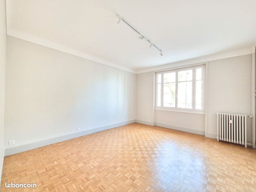 Appartement à louer, 168m², Tours