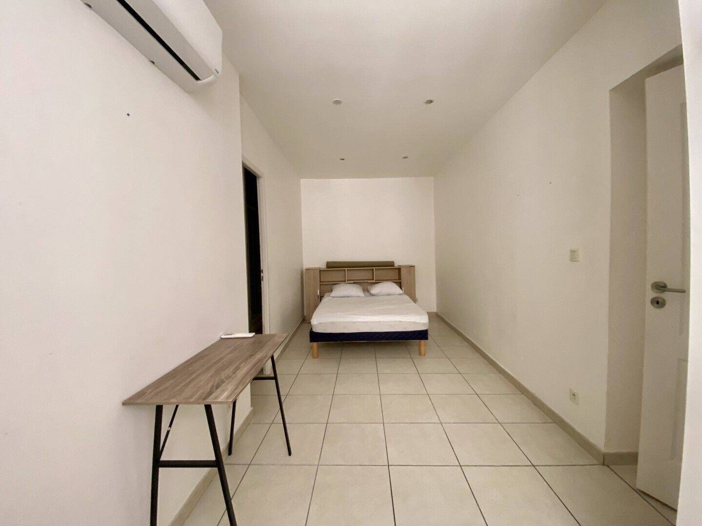 Appartement à louer, 38m², Nîmes