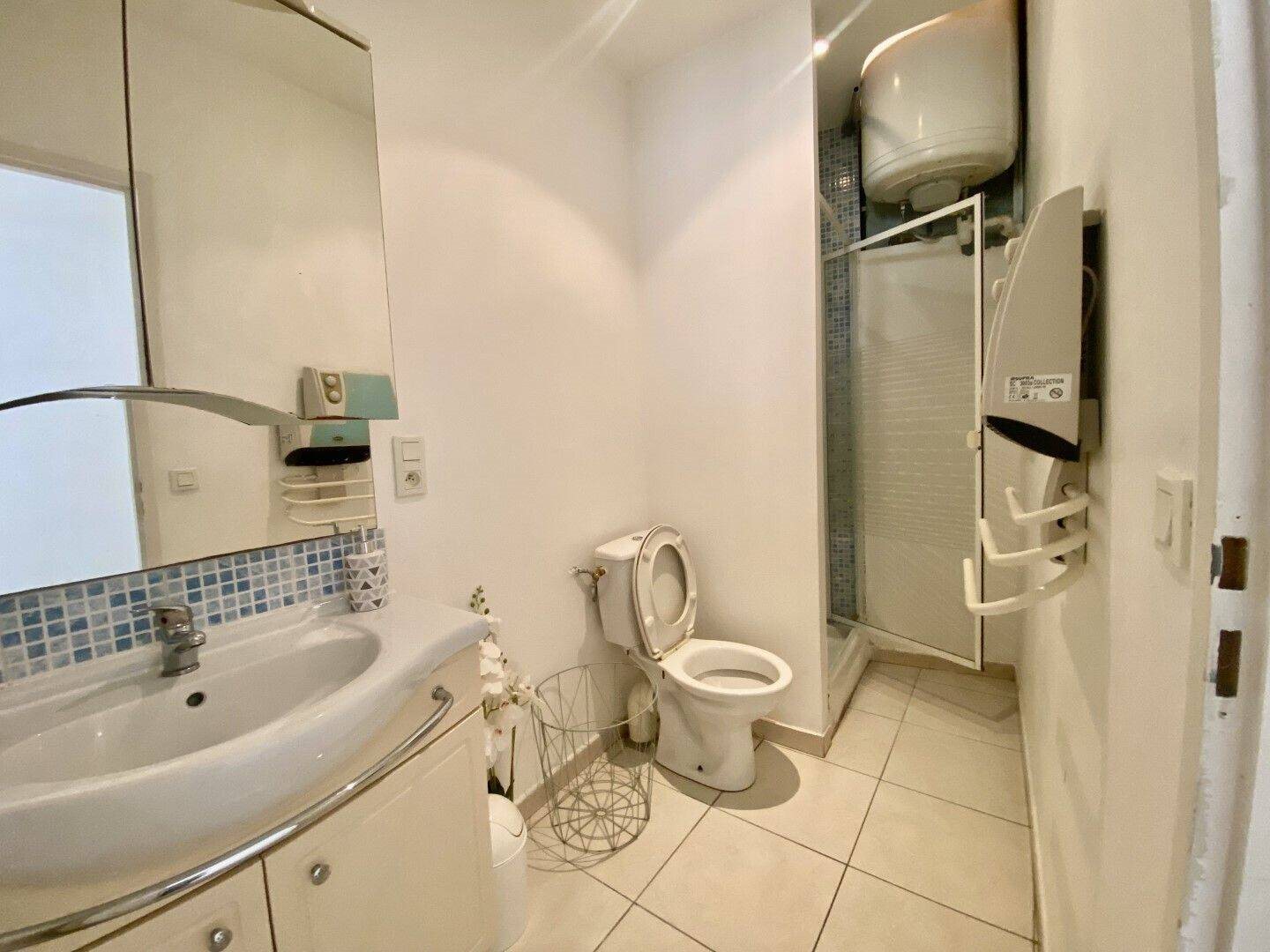 Appartement à louer, 38m², Nîmes