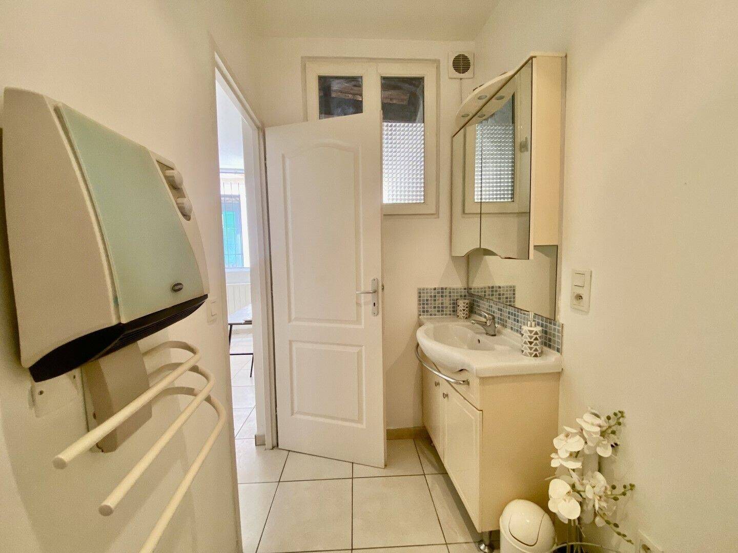 Appartement à louer, 38m², Nîmes