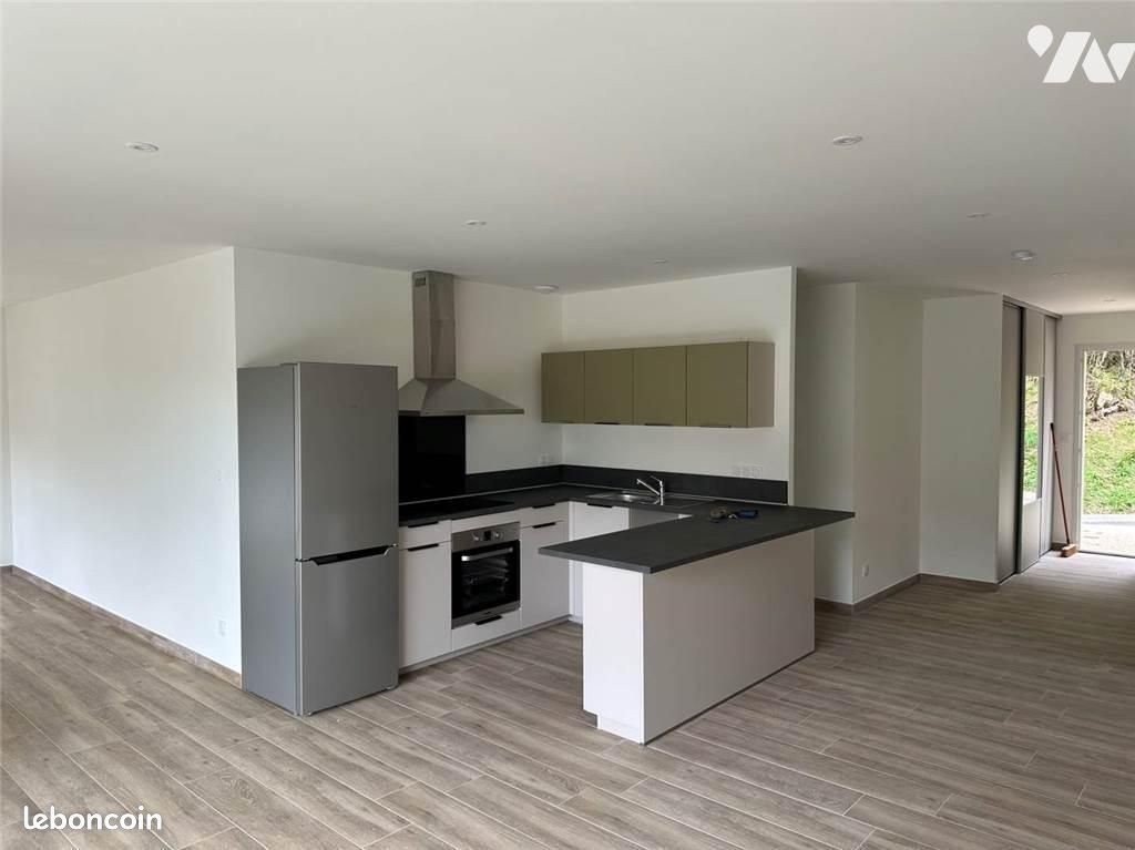 Maison à louer, 98m², Massignieu-de-Rives