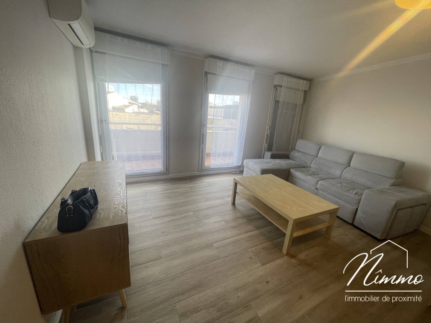 Appartement à louer, 44m², Nîmes