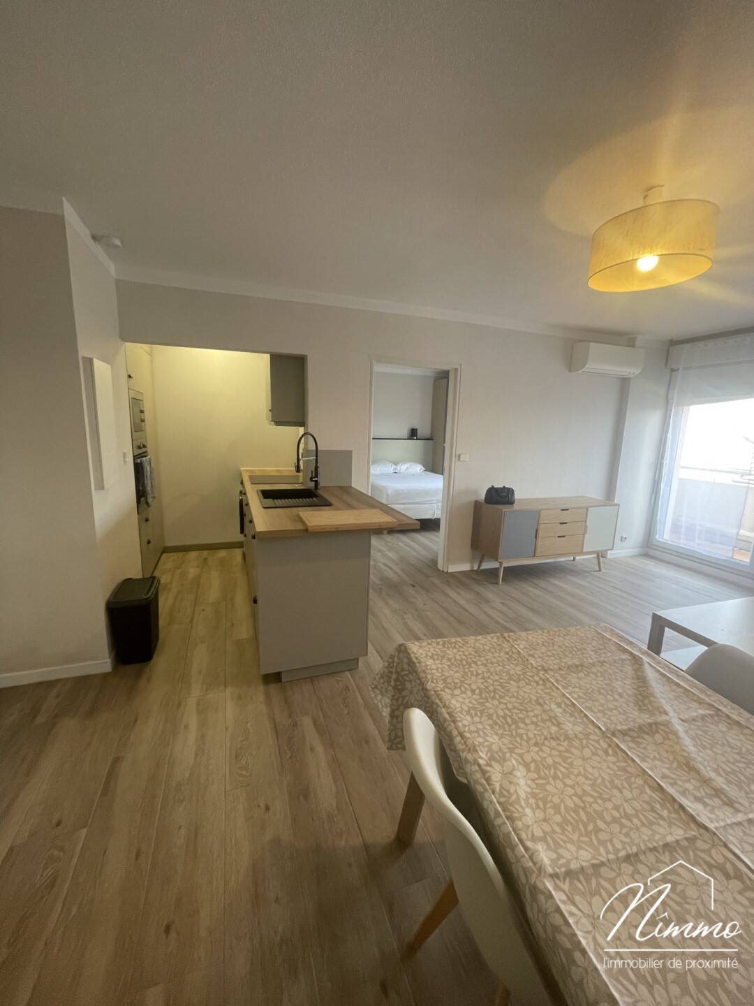 Appartement à louer, 44m², Nîmes