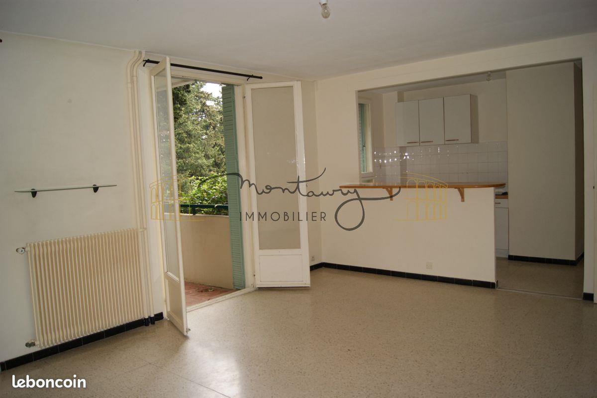 Appartement à louer, 85m², Nîmes