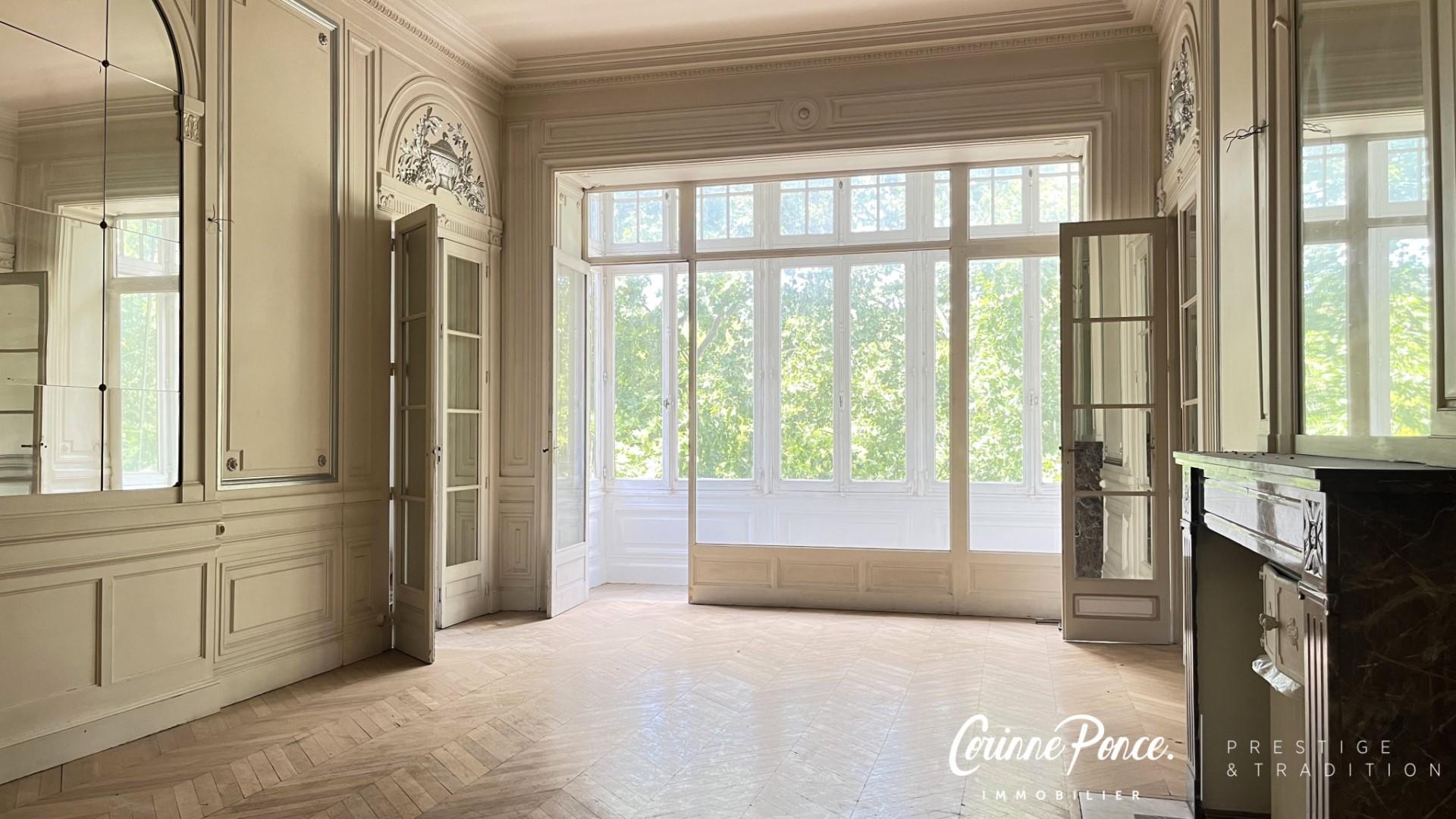 Appartement à vendre, 307m², Nîmes