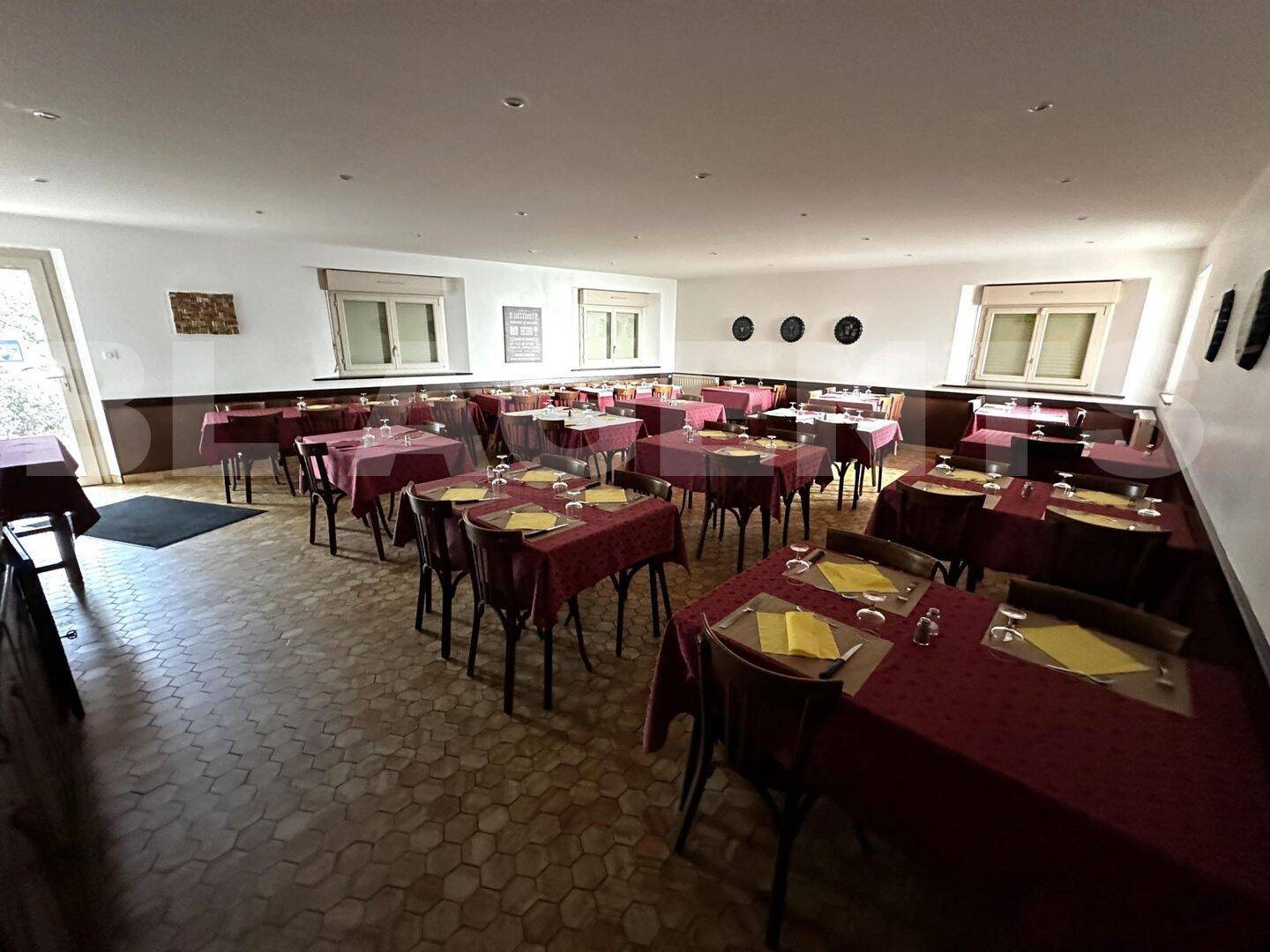 Appartement à vendre, 291m², Cosnac