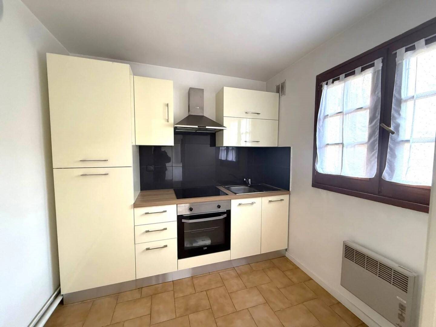 Appartement à louer, 28m², Marseille 10ème