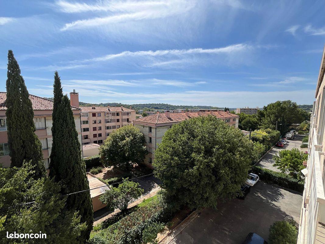 Appartement à louer, 69m², Aix-en-Provence