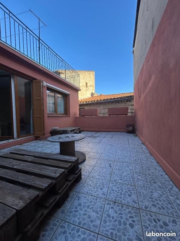 Maison à louer, 82m², Corbère