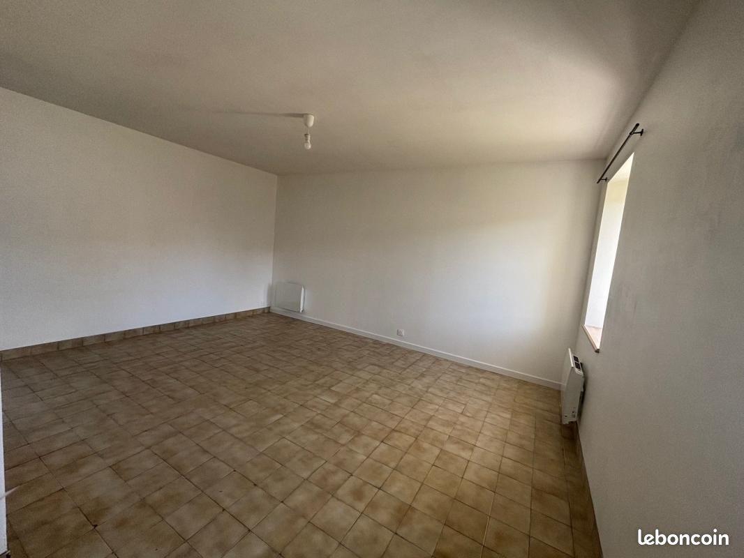 Maison à louer, 40m², Landivisiau
