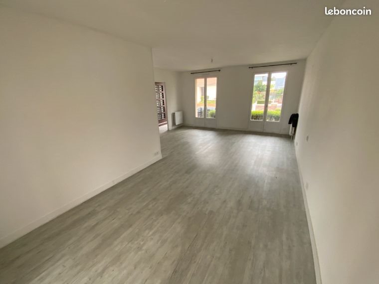 Maison à louer, 130m², Saint-Doulchard