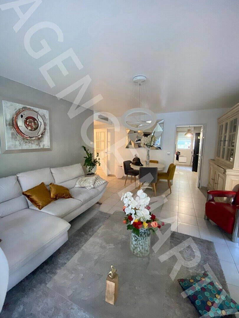 Appartement à louer, 70m², Marseille 9ème