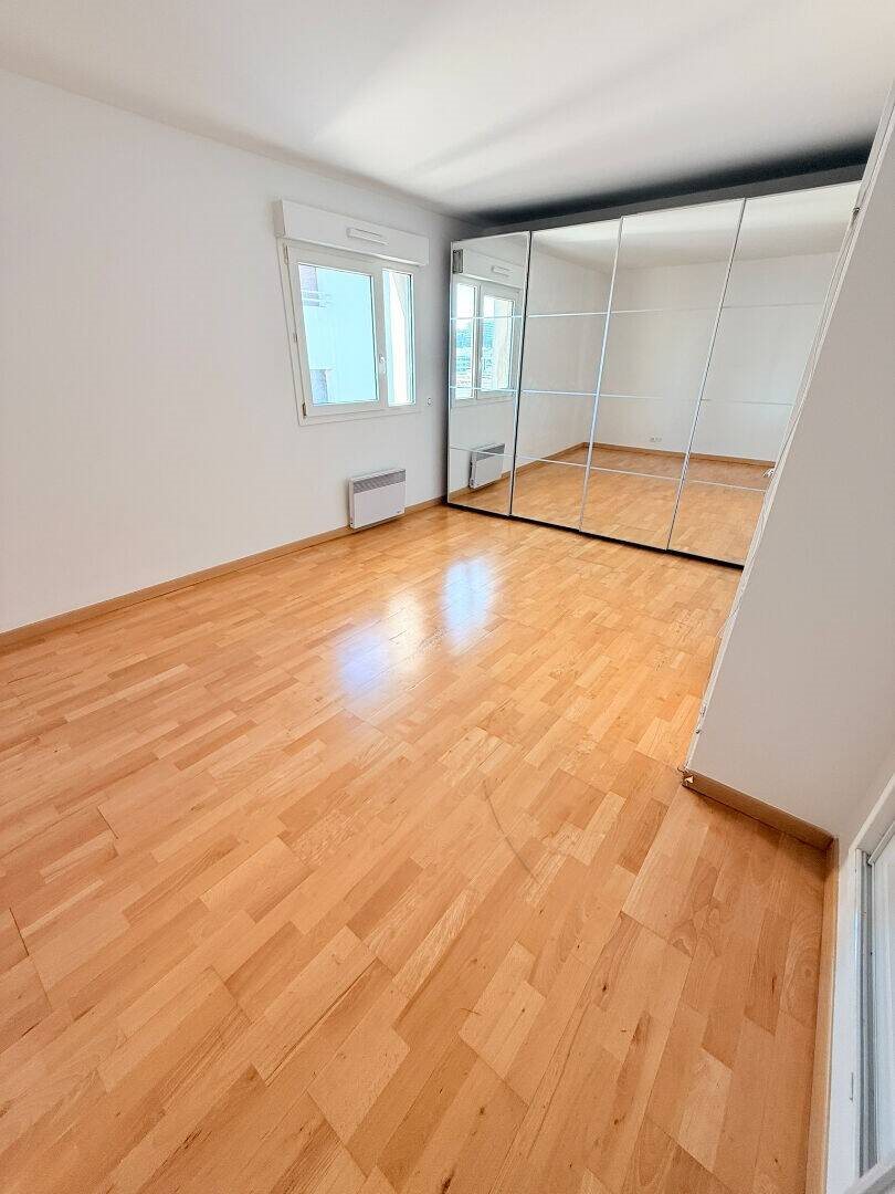 Appartement à louer, 107m², Marseille 8ème