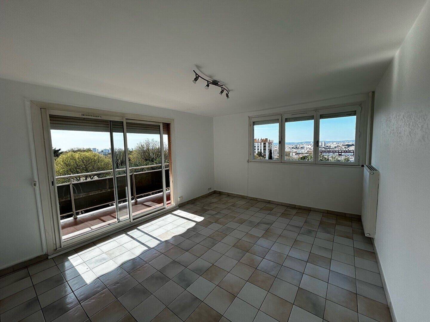 Appartement à louer, 62m², Marseille 10ème