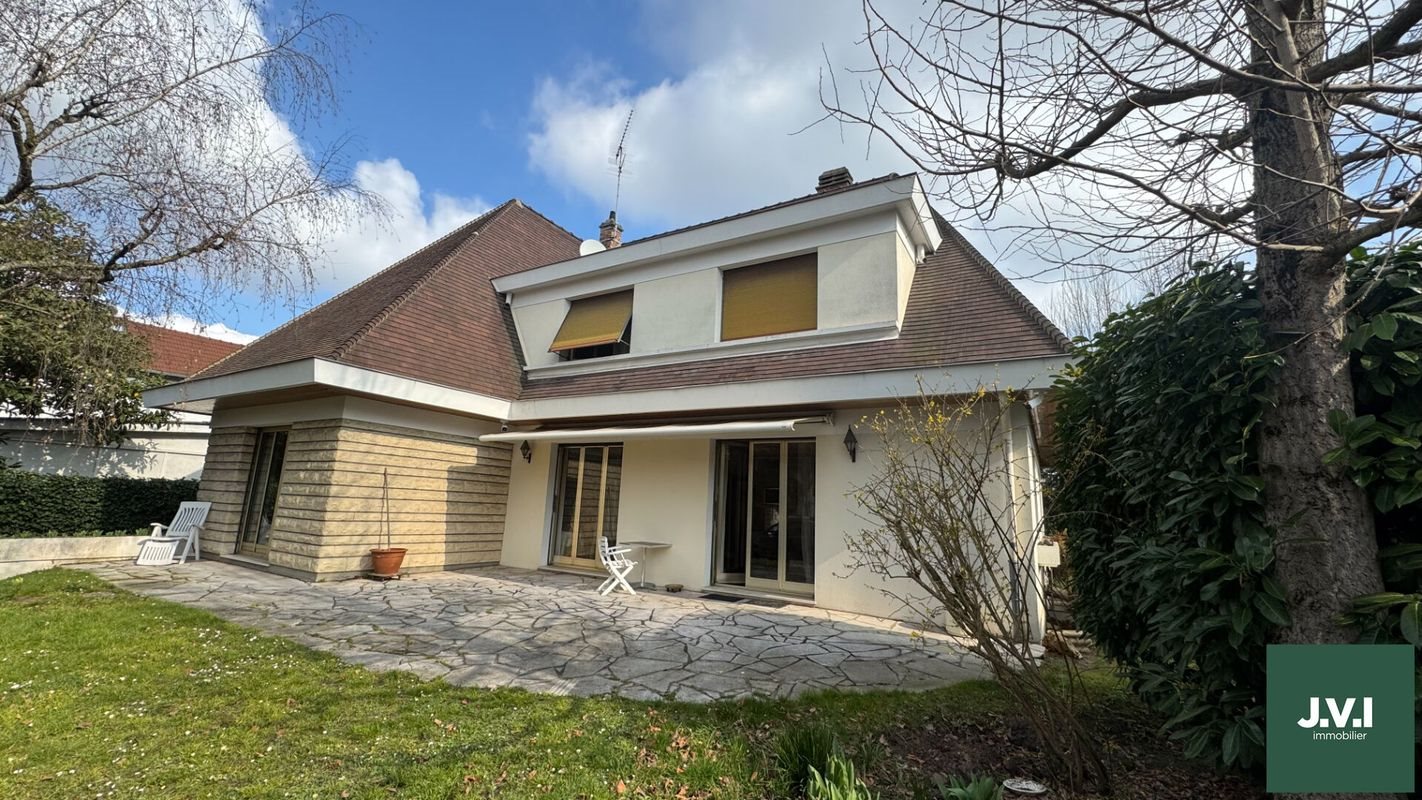 Maison à vendre, 205m², Saint-Ouen-l'Aumône
