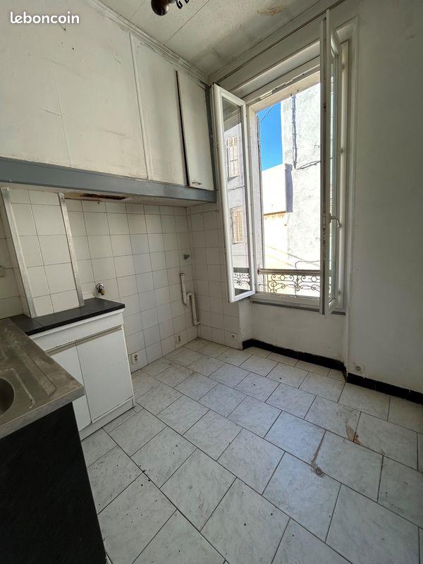 Appartement à louer, 27m², Marseille 15ème