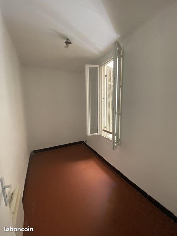 Appartement à louer, 27m², Marseille 15ème