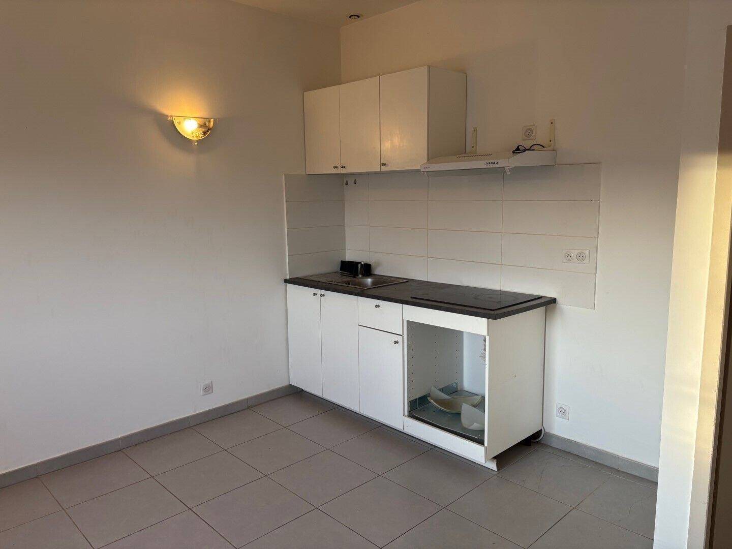 Appartement à louer, 40m², Aubagne