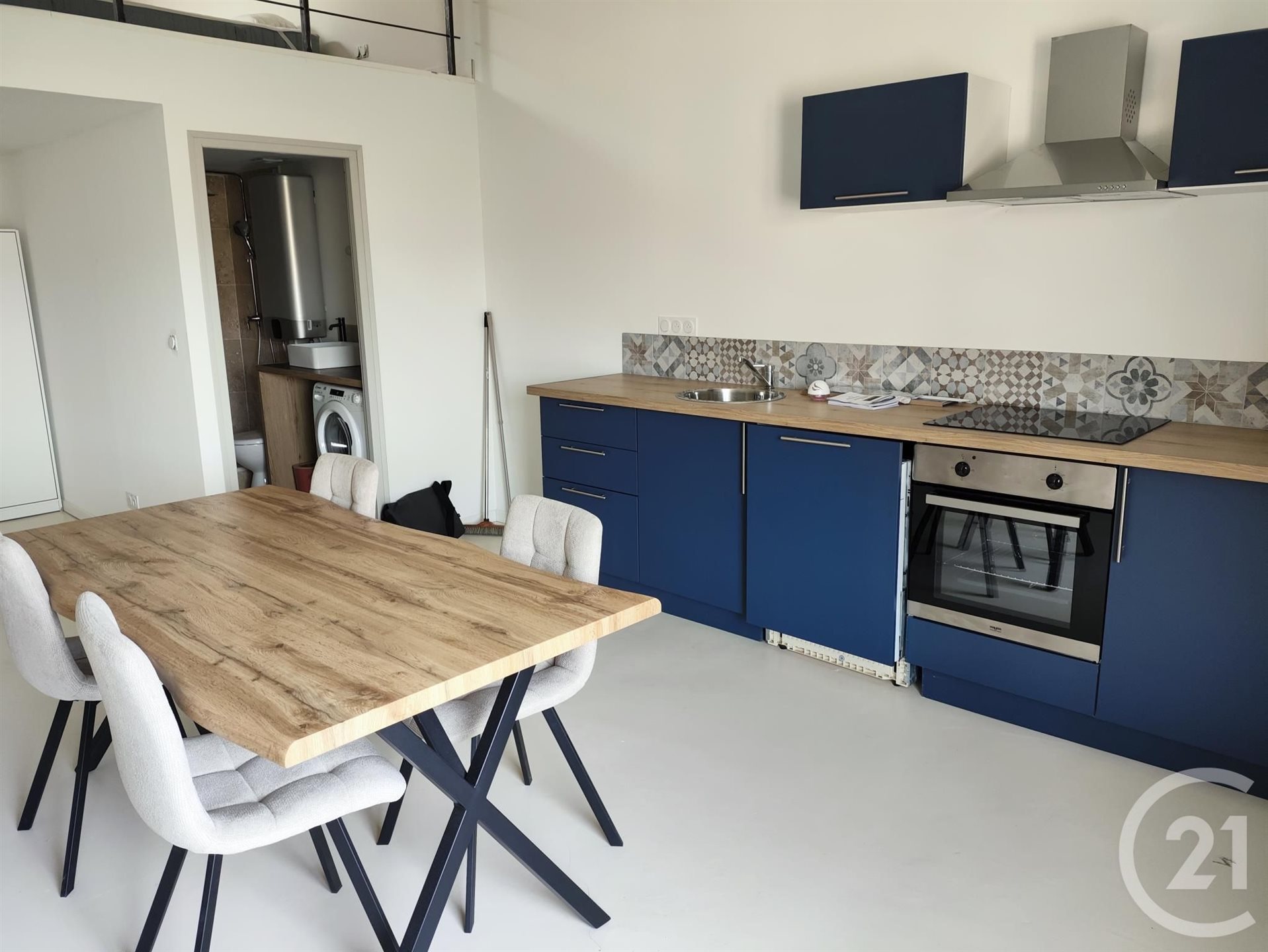 Appartement à louer, 48m², Trets