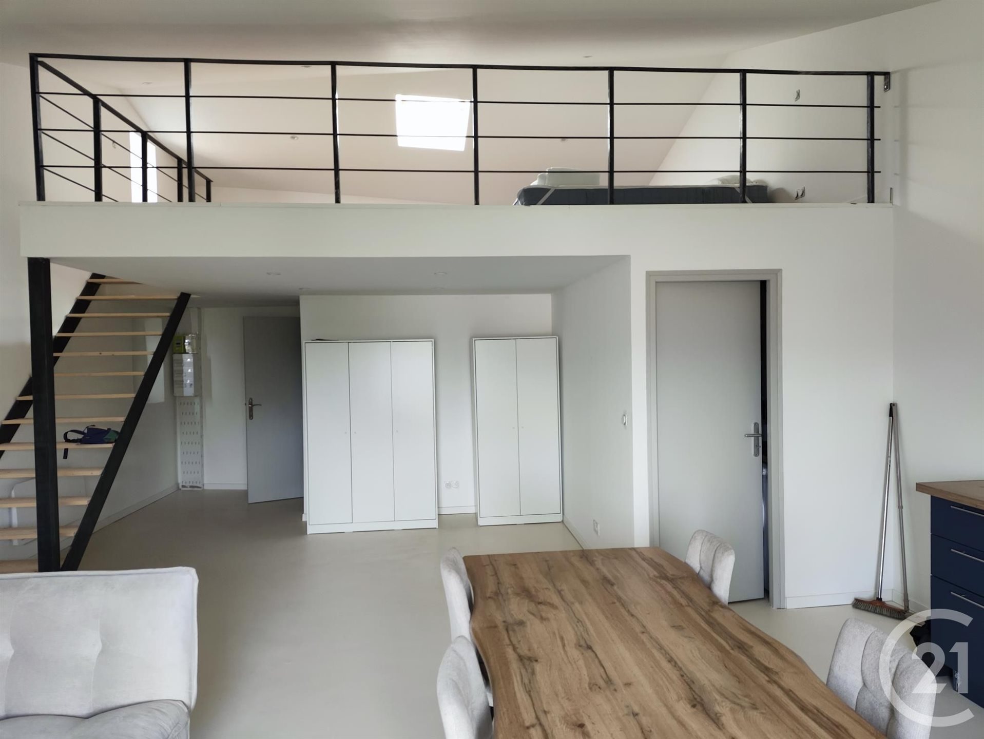 Appartement à louer, 48m², Trets
