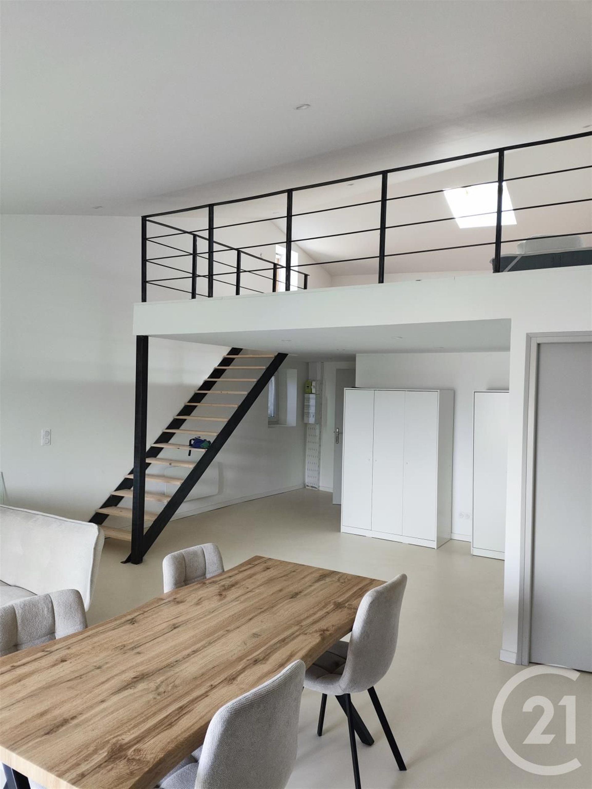 Appartement à louer, 48m², Trets