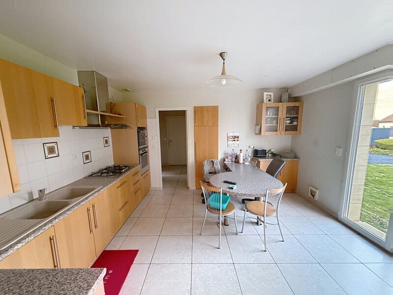 Maison à vendre, 220m², Feuguerolles-Bully