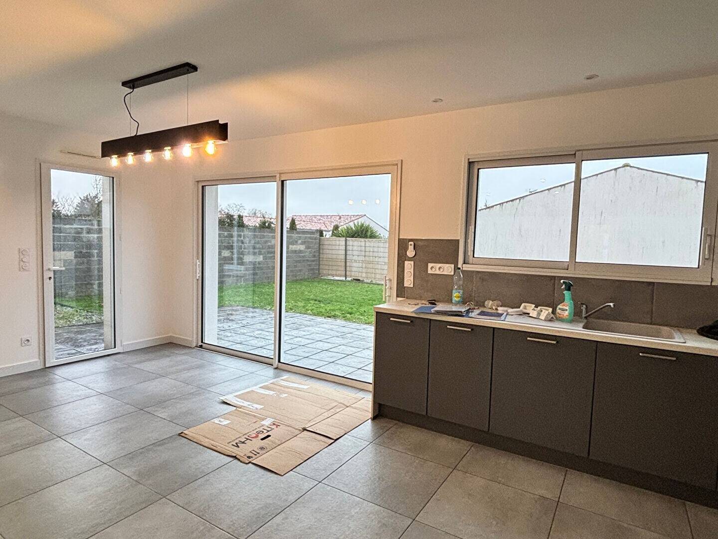 Maison à louer, 113m², Bourgneuf