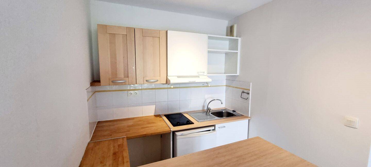Appartement à louer, 41m², Nîmes