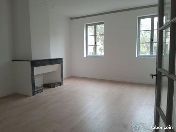 Appartement à louer, 36m², Nîmes