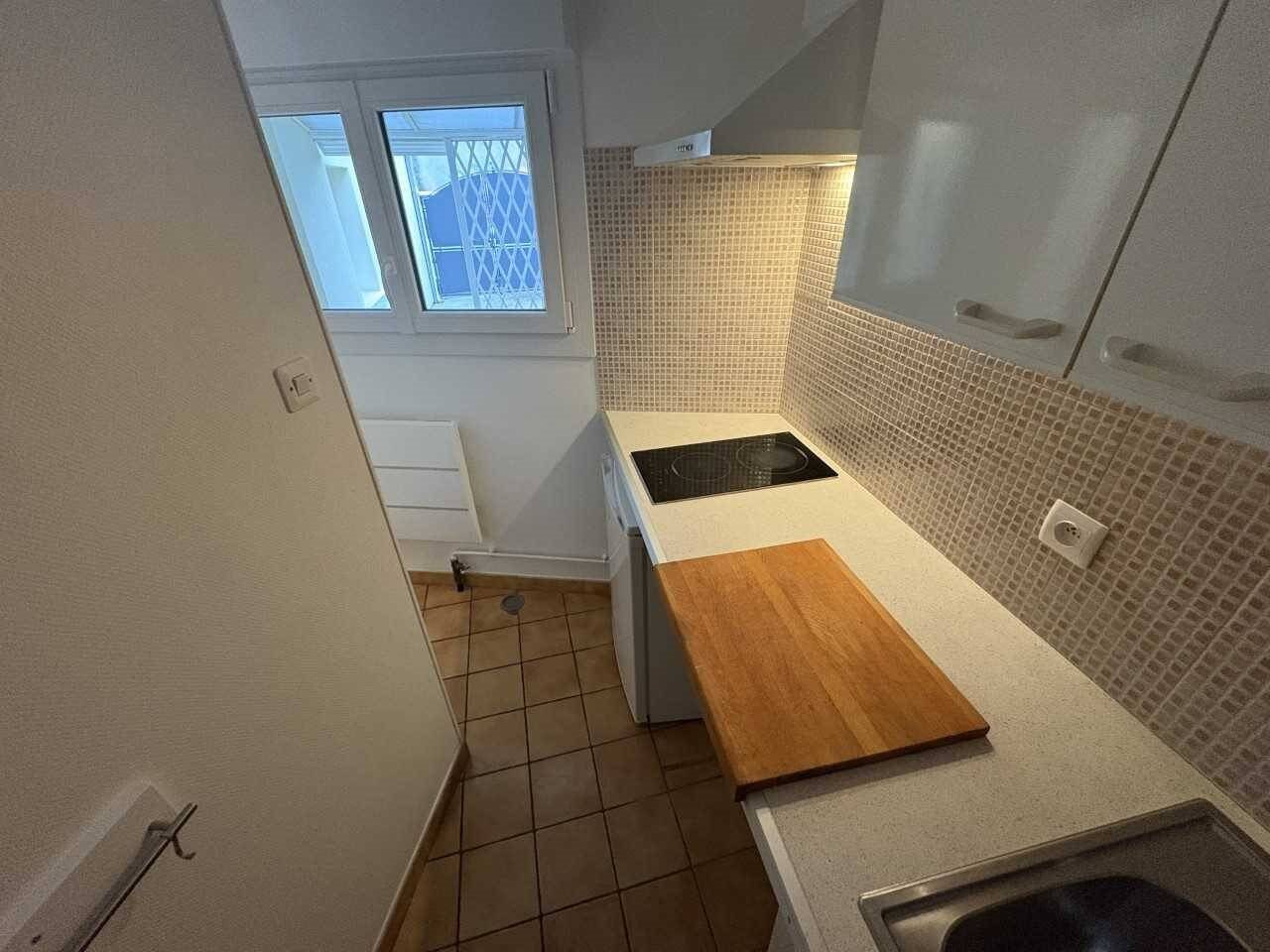 Maison à louer, 28m², Tours