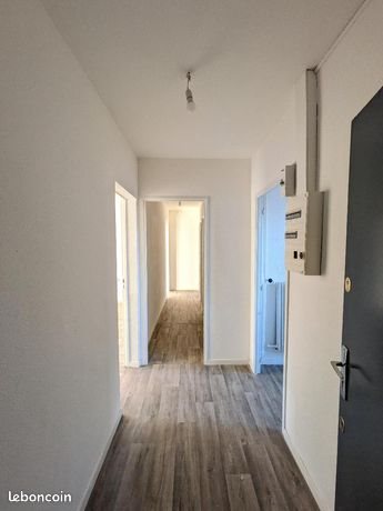 Appartement à louer, 58m², Saint-Paul-Trois-Châteaux