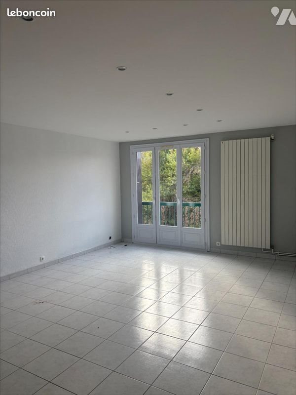 Appartement à louer, 91m², Tournon-sur-Rhône