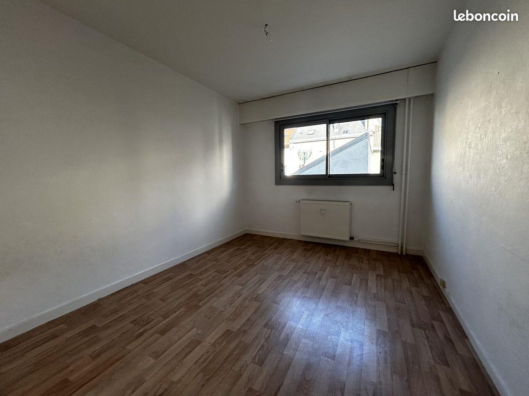 Appartement à louer, 99m², Reims