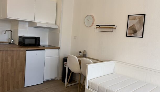 Appartement à louer, 21m², Reims