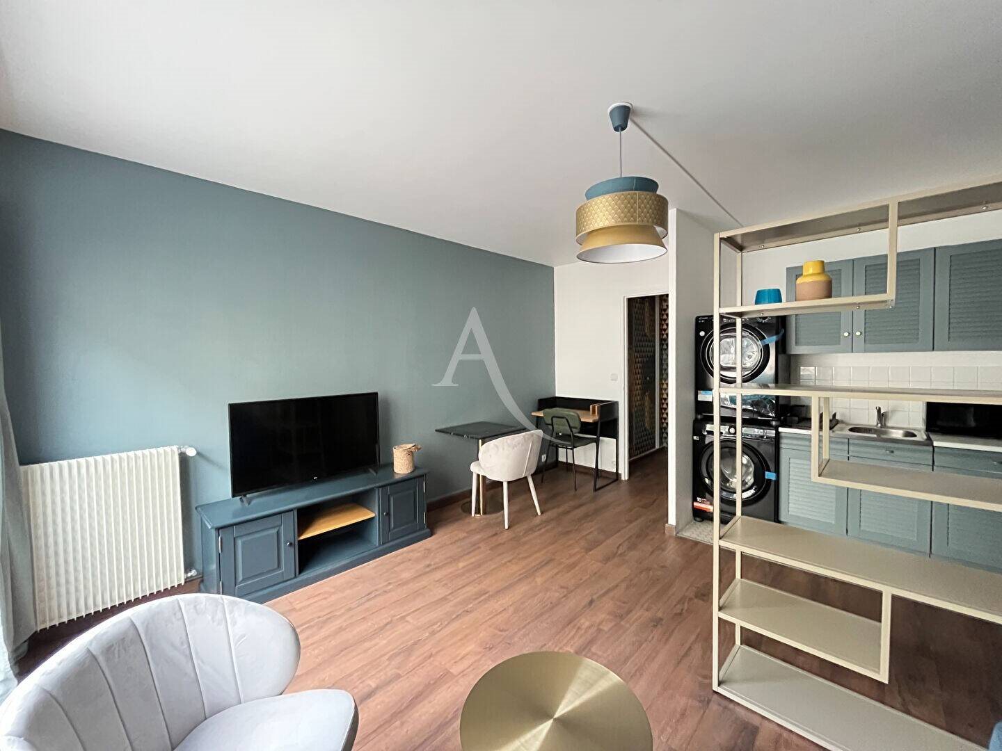 Appartement à louer, 26m², Reims