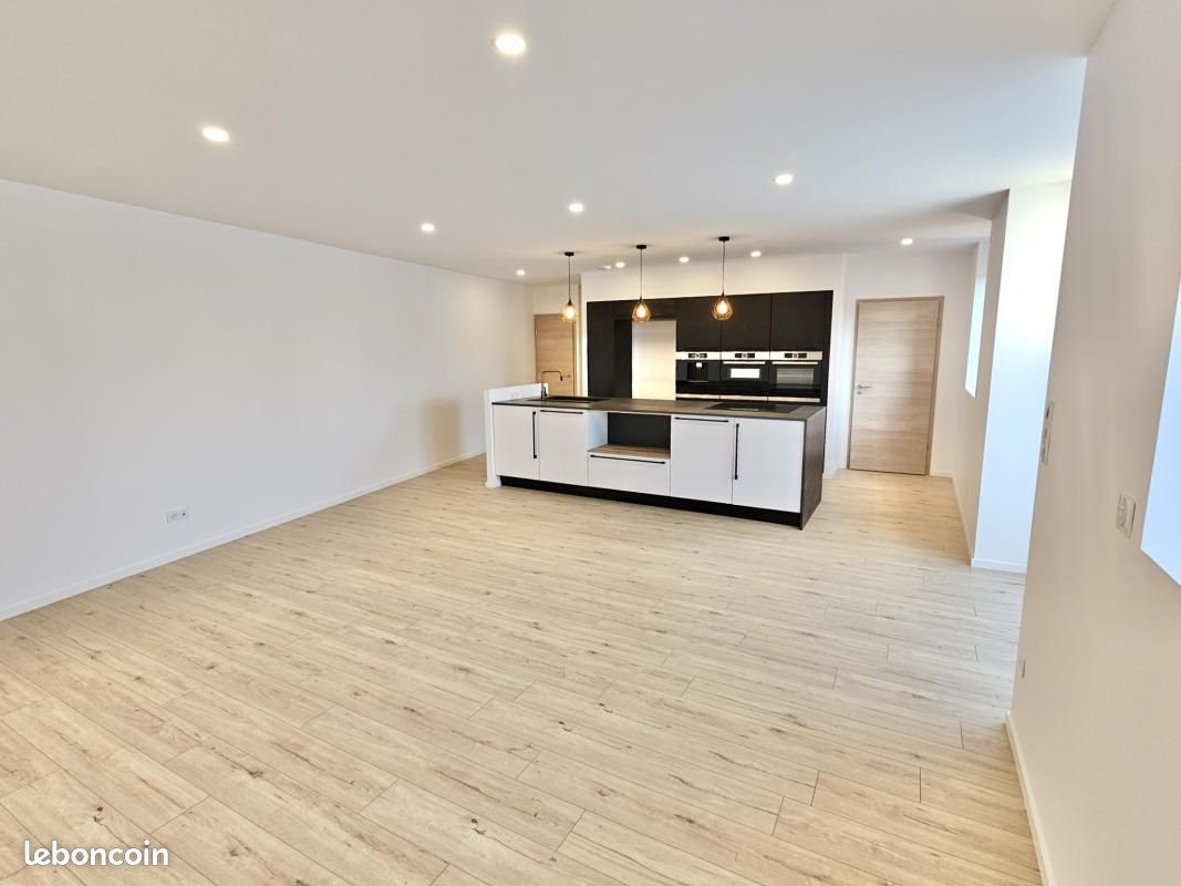 Maison à vendre, 111m², Saint-Max
