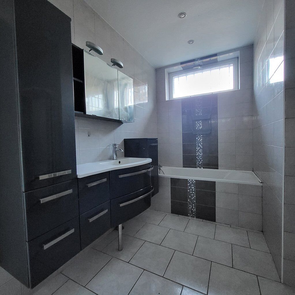 Maison à louer, 167m², Auchel