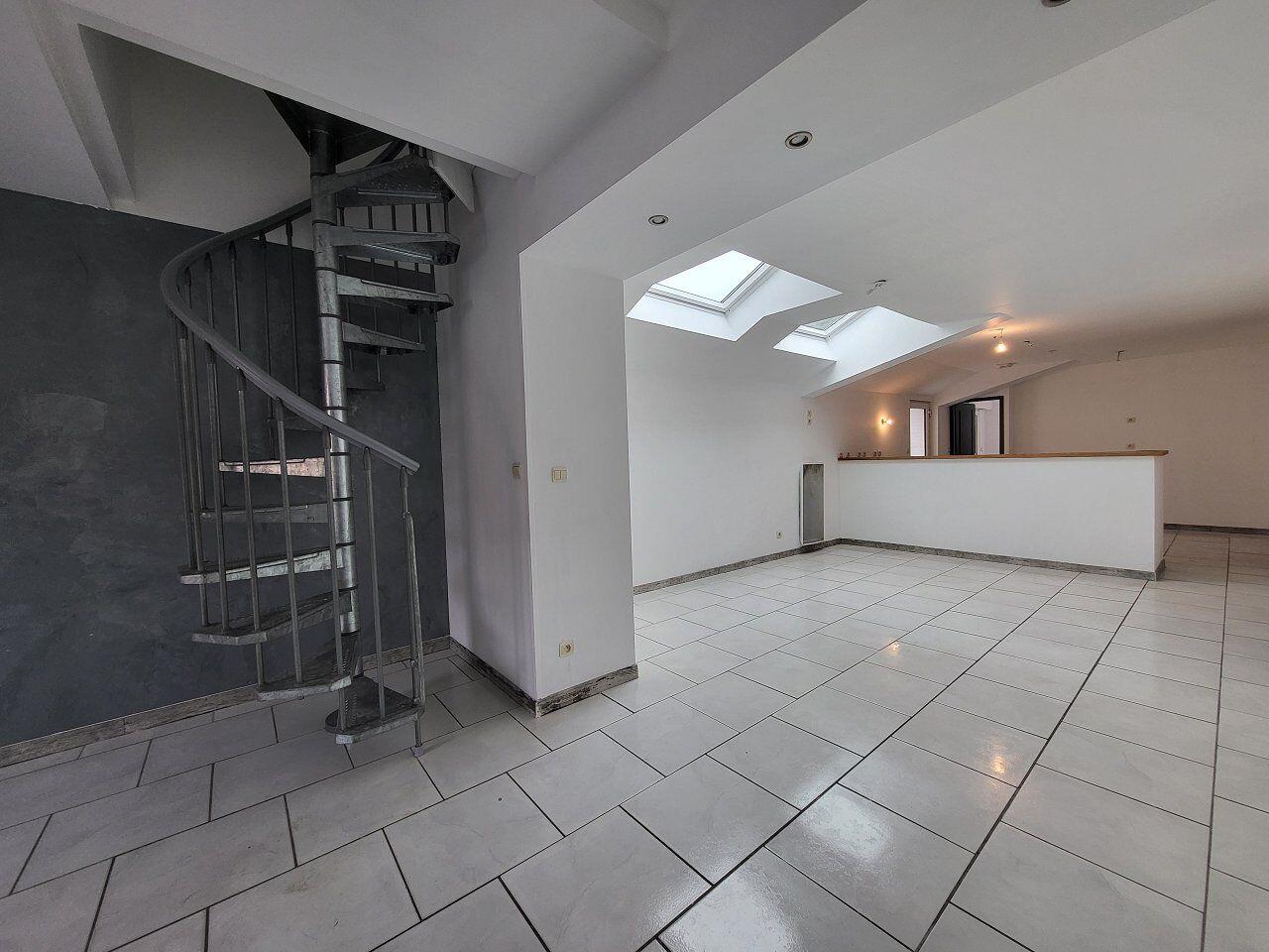 Maison à louer, 130m², Labeuvrière