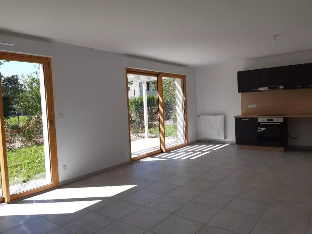 Maison à louer, 133m², Décines-Charpieu