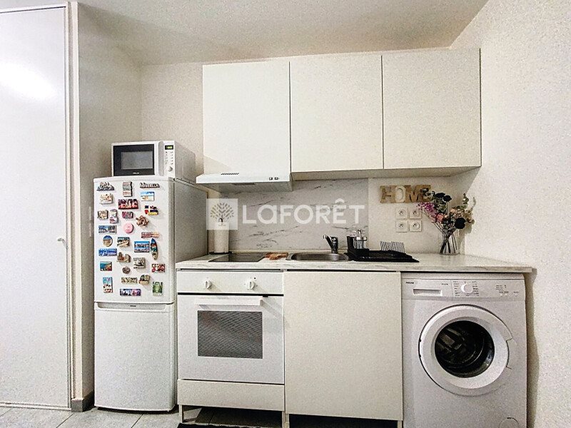 Appartement à louer, 27m², Sathonay-Camp