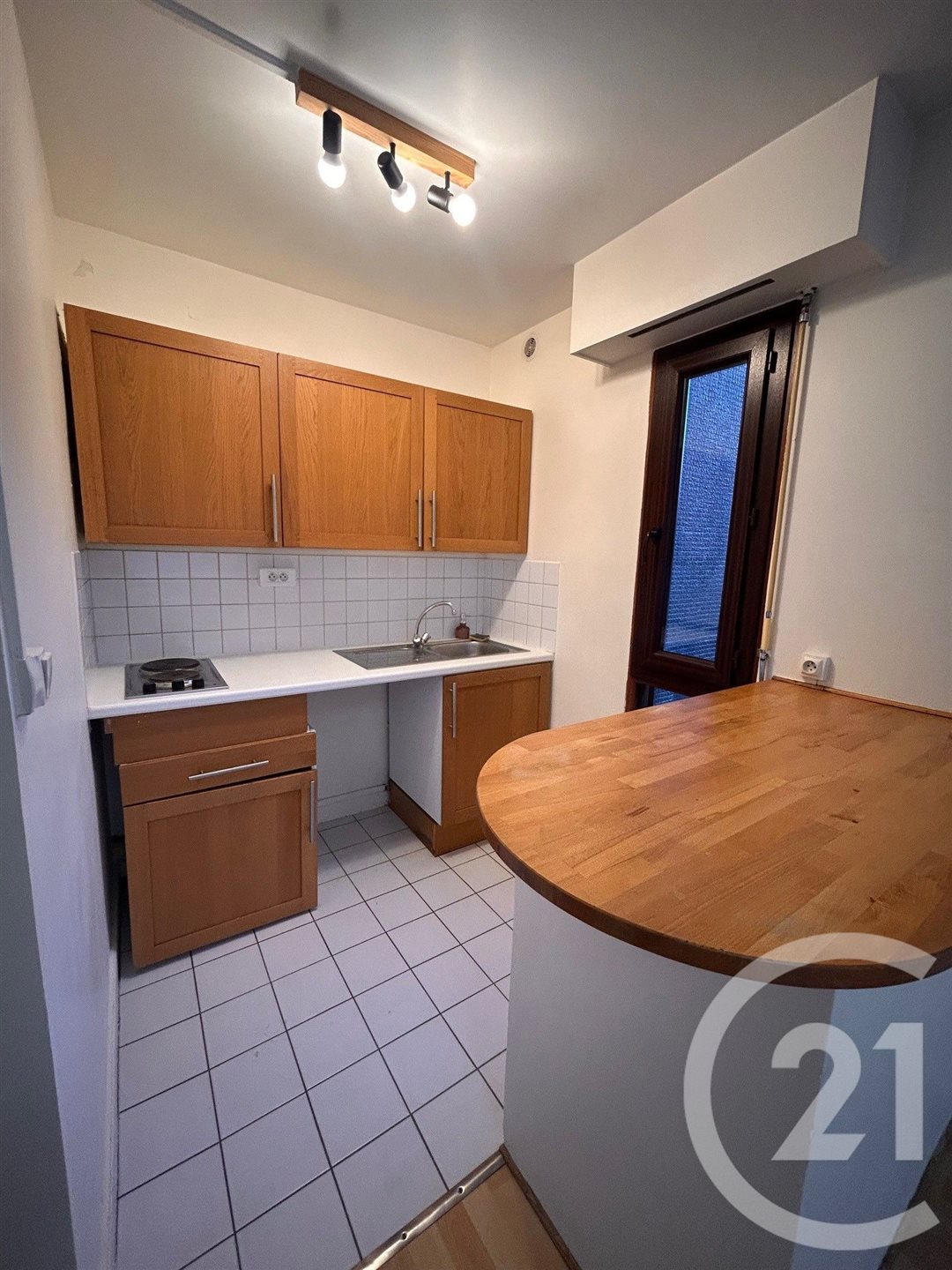 Appartement à louer, 27m², Paris 19ème