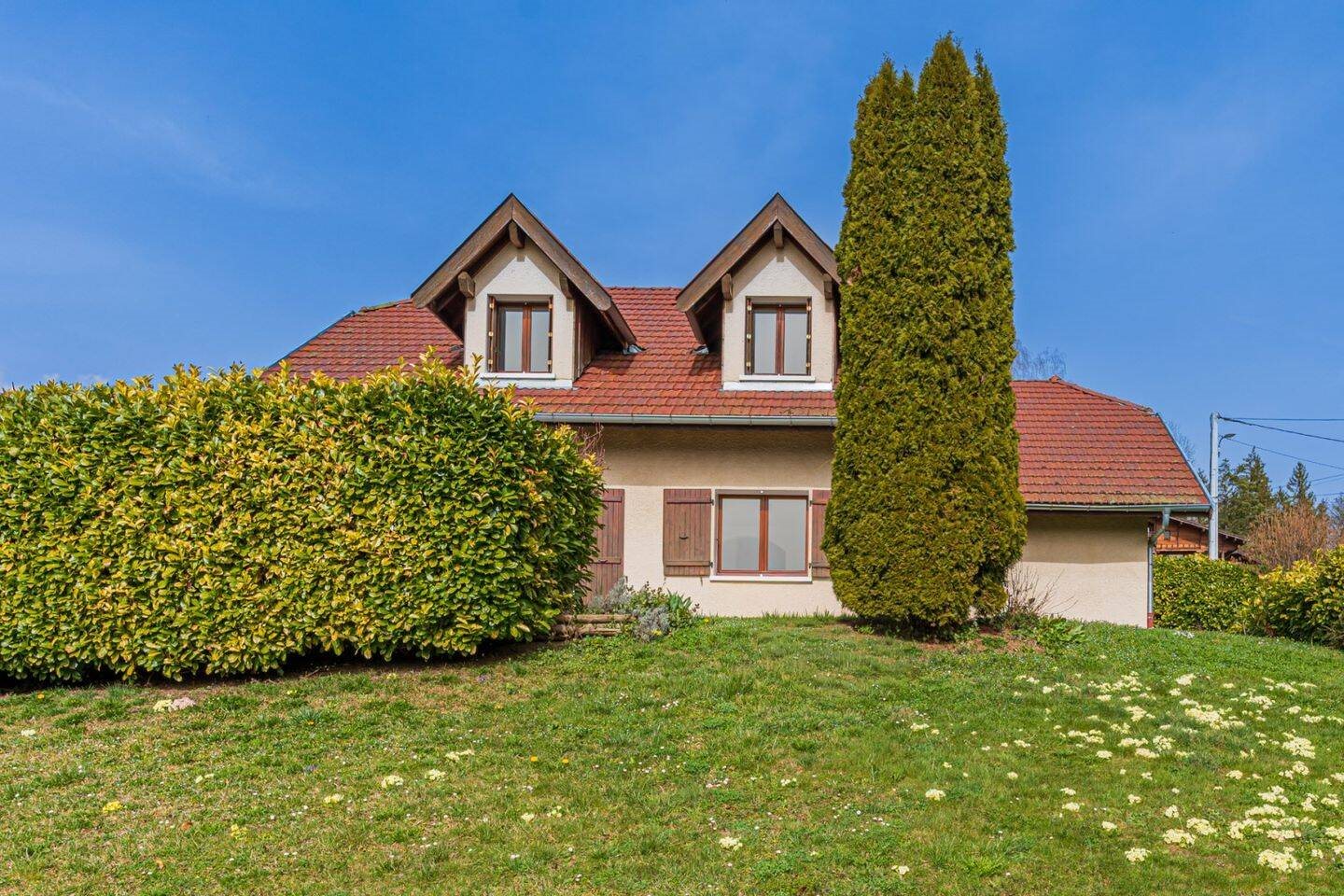 Maison à louer, 119m², Bluffy