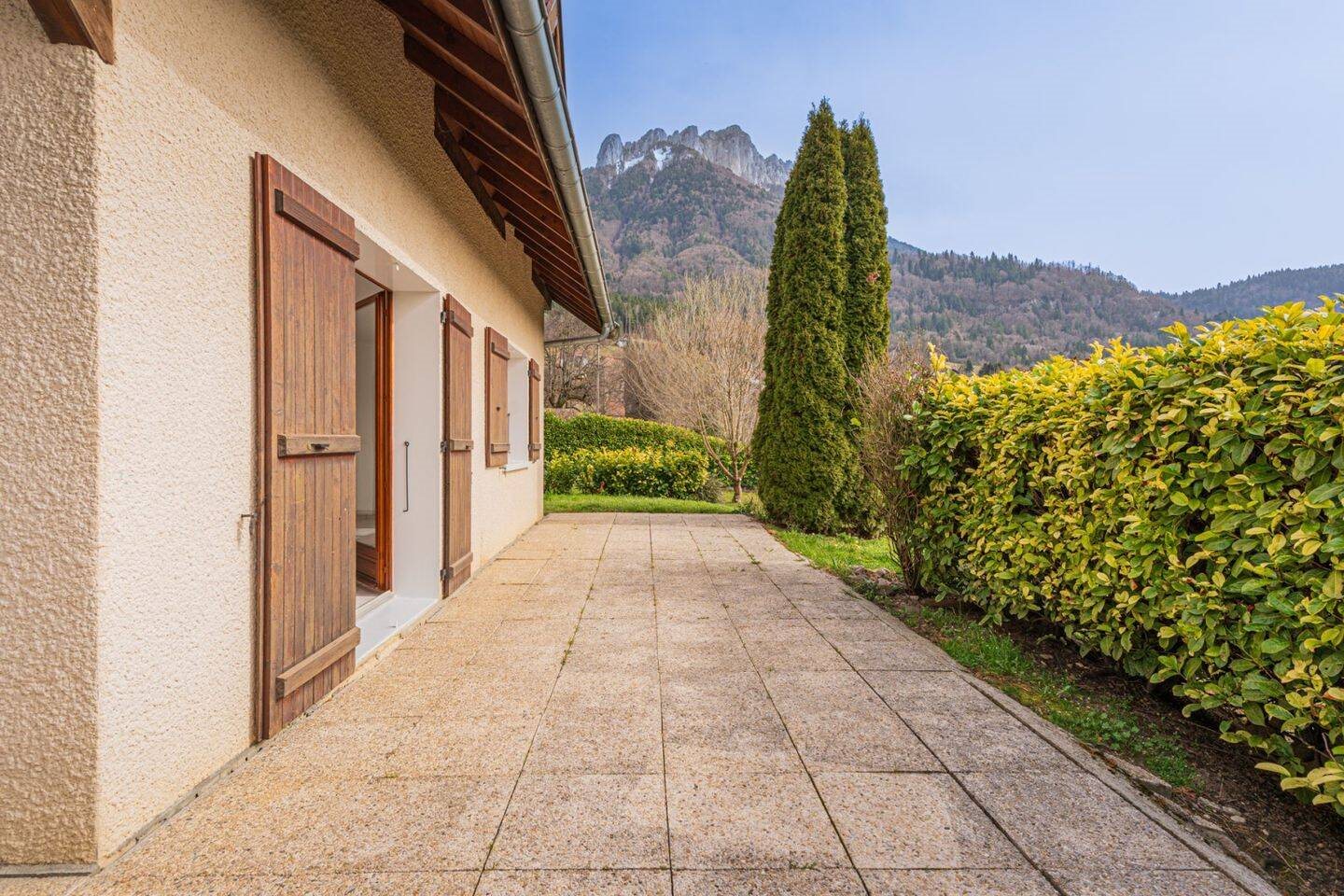 Maison à louer, 119m², Bluffy